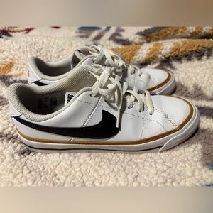 Nike White and Black Low-Top court shoes